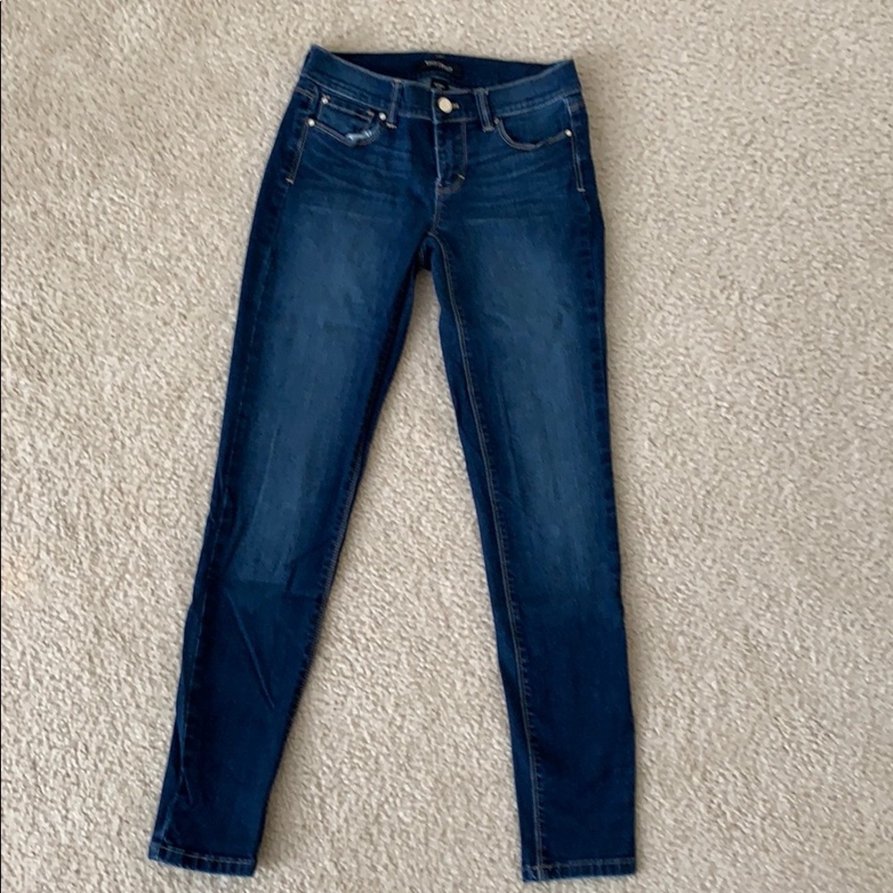 White House Black Market skinny leg jeans